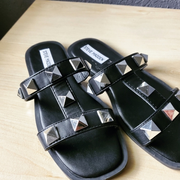 Steve Madden black and silver studded sandals - Picture 3 of 8